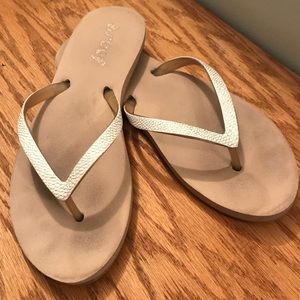 Reef beach sandals beige and silver glitter. 7